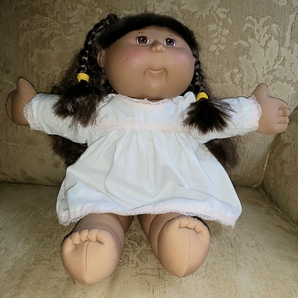 1984 CABBAGE PATCH DOLL Signature Multiracial Great Condition As Is
